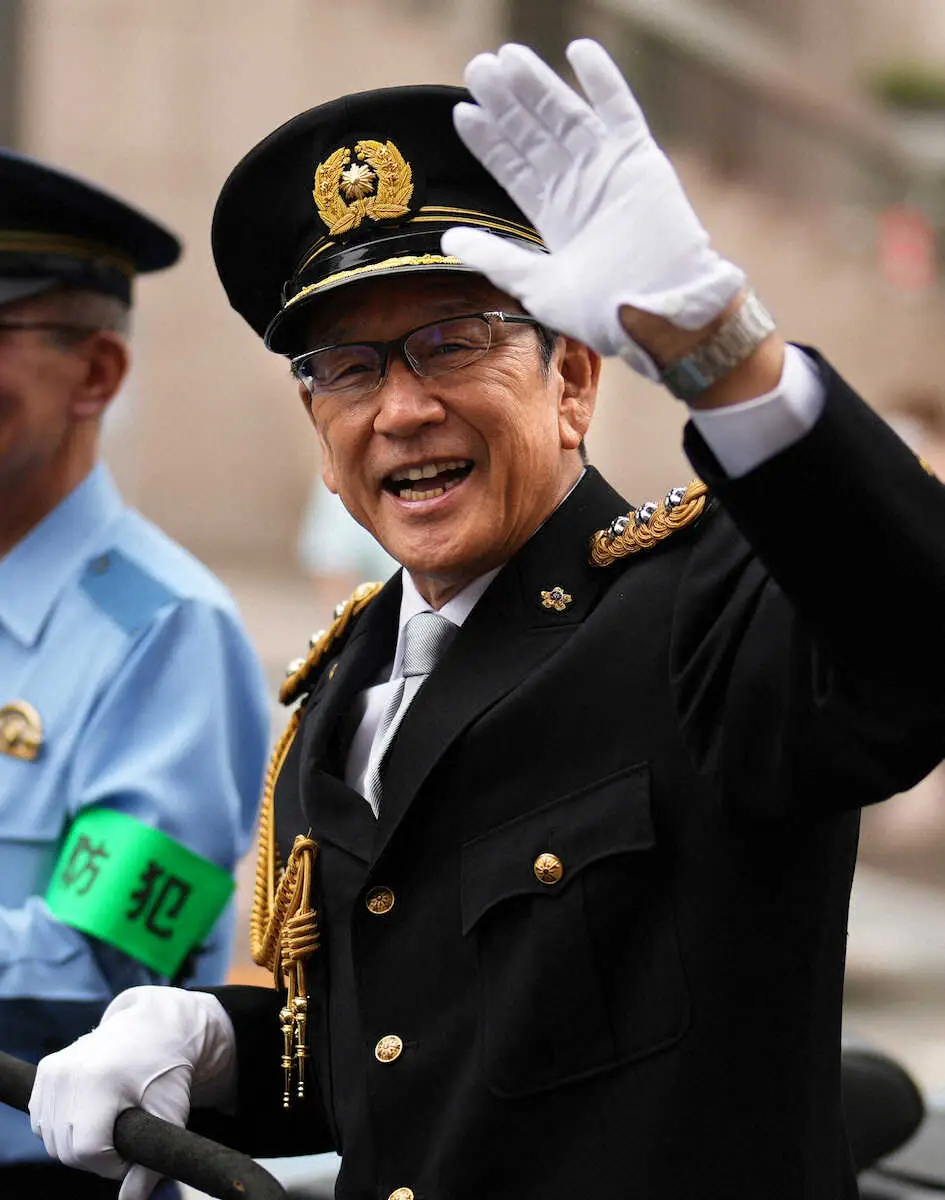 【画像・写真】栗山・侍前監督が井端新監督にエール「ぜひ頑張ってください。楽しみにしています」