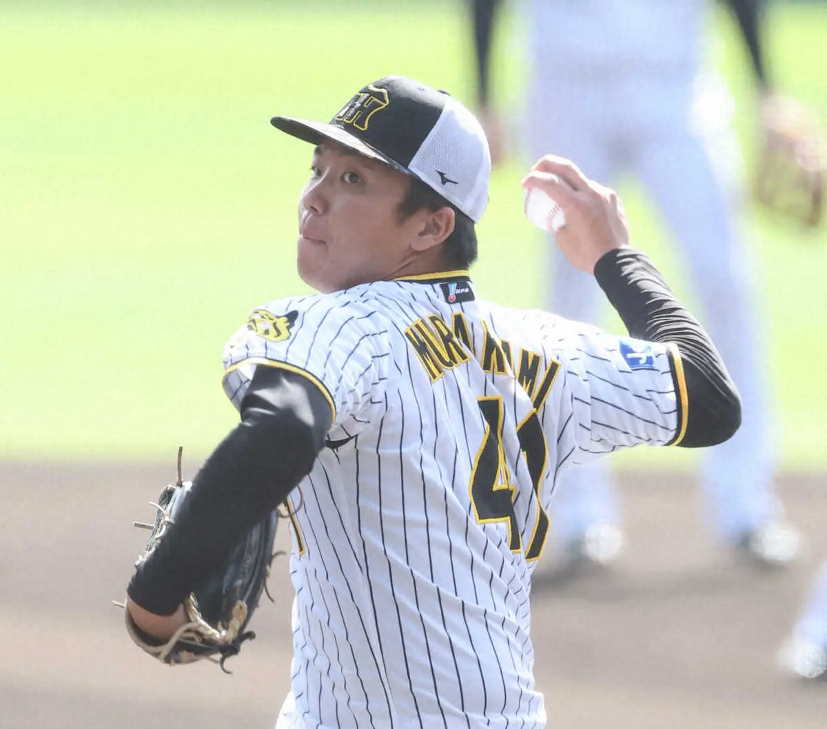 【画像・写真】【虎番リポート】本紙調査で判明!!　村上は“史上初”の「ホールド付き最優秀防御率」だった