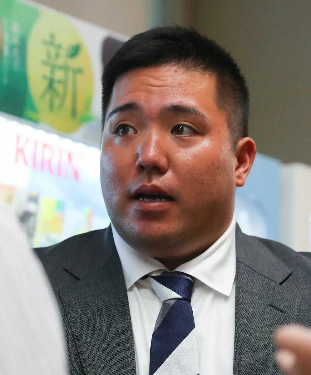 【画像・写真】西武・山川穂高が宮崎入り　フェニックスで5カ月ぶり実戦復帰へ「野球ができる喜びかみしめて」