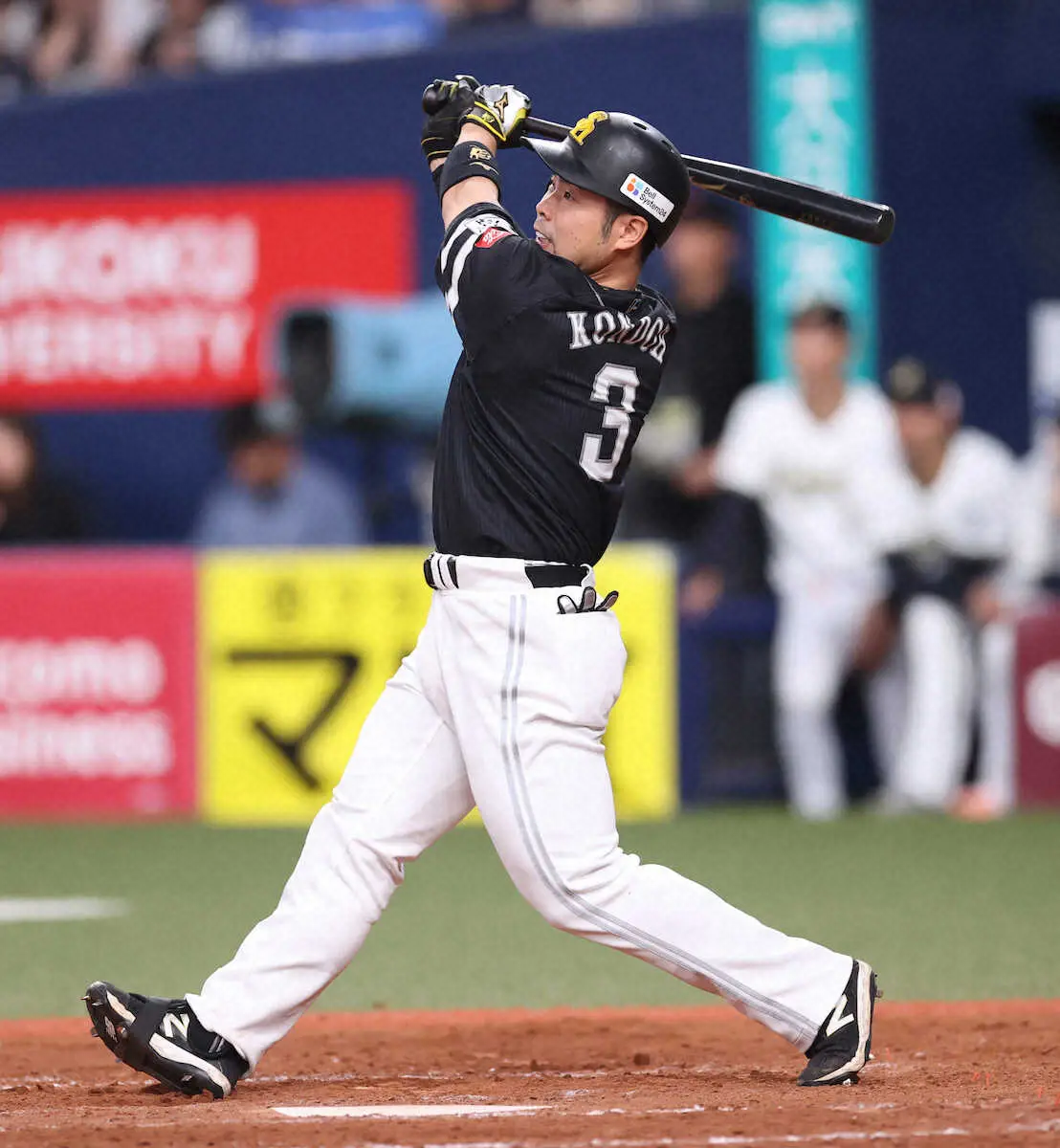 【画像・写真】ソフトB・近藤健介　史上9人目3冠王ならずも26号本塁打放ち、2冠王の可能性残して全日程終了