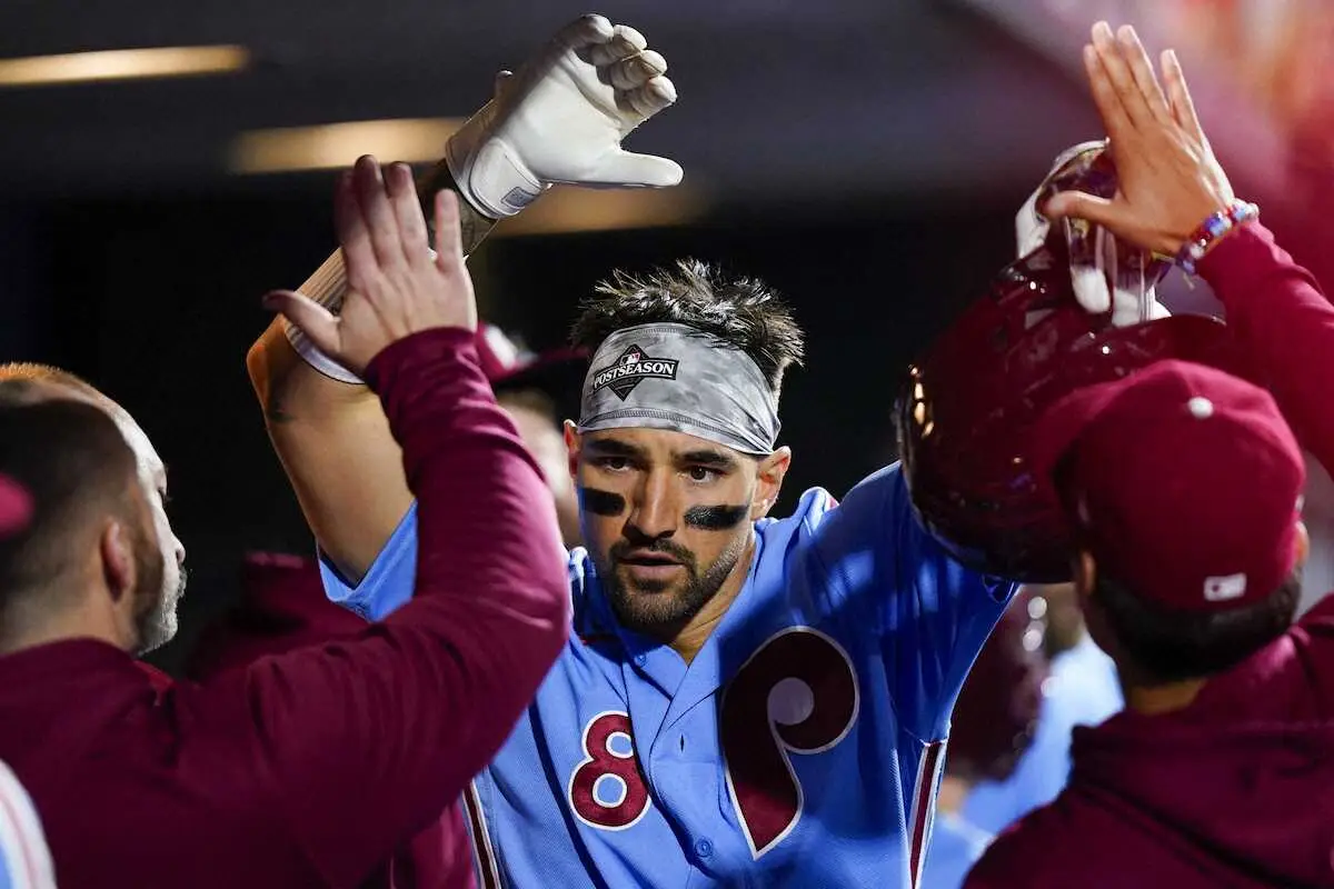 【画像・写真】【地区S】PS史上初！フィリーズ・カステラノスが2戦連続2発　7回にはキンブレル投入の大胆采配