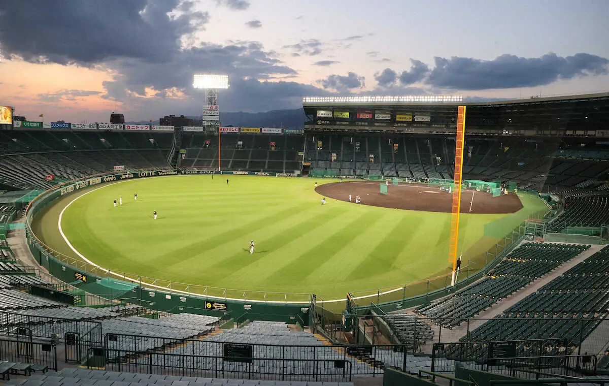 【画像・写真】阪神がCSファイナルS開幕へ向けナイター練習　中野「チームとして特に変えることはない」