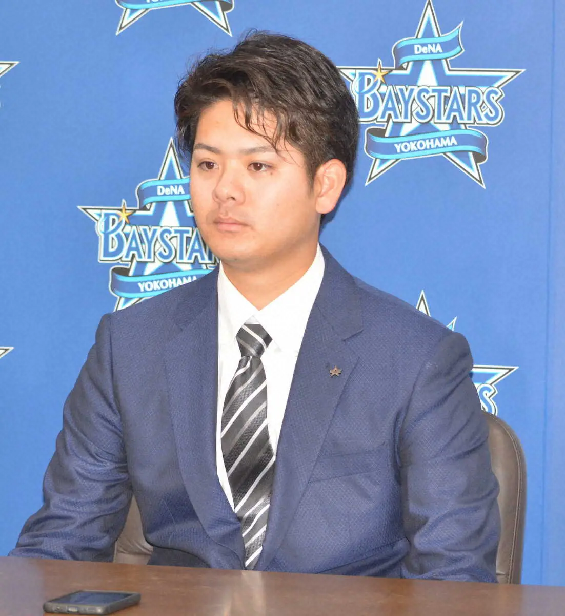【画像・写真】DeNA12球団最早契約更改で、メキシコ修行組大田、宮城が決意！