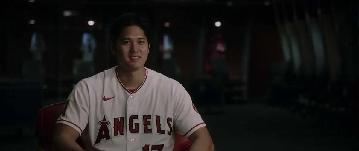 【画像・写真】エンゼルス大谷　インタビュードキュメント映画の場面写真など解禁　習字で「世界一」