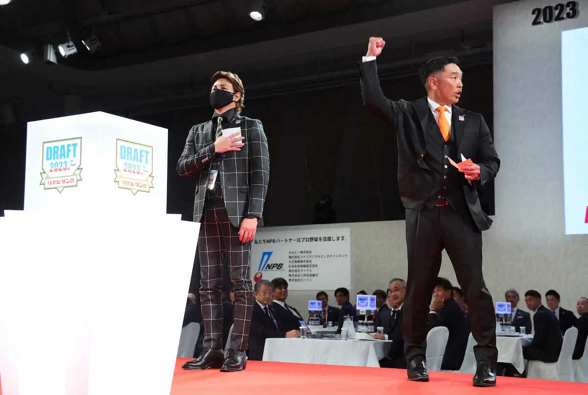 【画像・写真】巨人・阿部監督　西舘勇引いた！母校後輩と中大コンビで再建目指す「本当にホッとした」