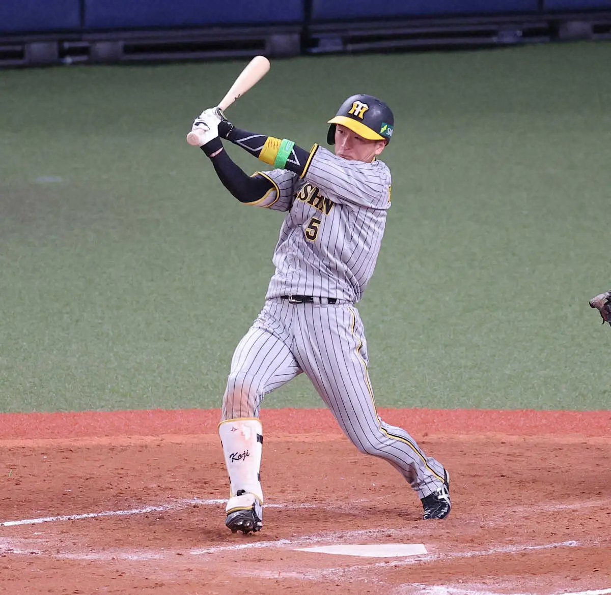 【画像・写真】阪神・近本　鬼の勝負強さや!5回追い撃ち2点三塁打　セ・トップ得点圏打率・374＆最多12三塁打