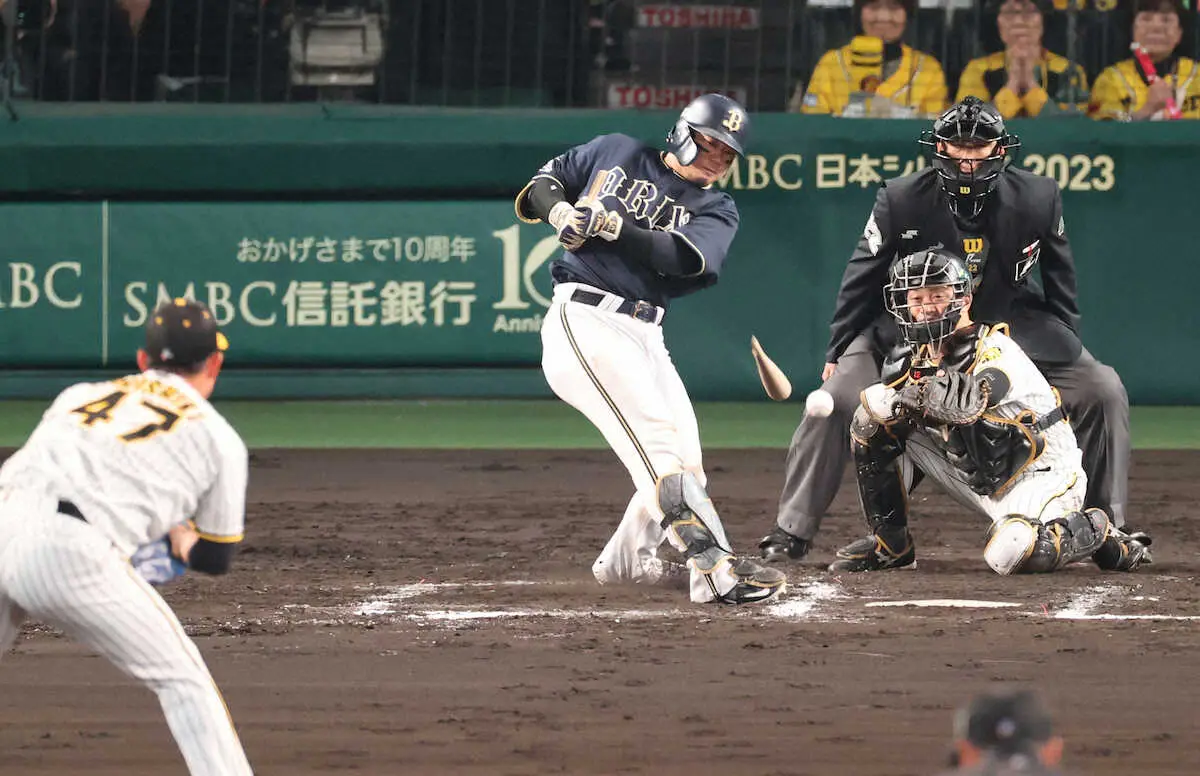 【画像・写真】オリックス・森　必殺技さく裂!?　幸運な内野安打に「ジャコビニ流星打法やん」「まさか令和に…」