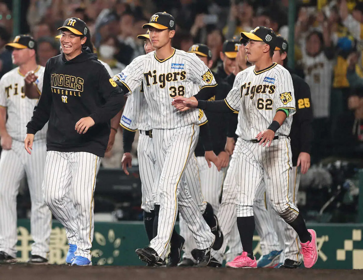 【画像・写真】阪神・湯浅「大声援があるからこそ大逆転」　甲子園に詰めかけた虎党に感謝