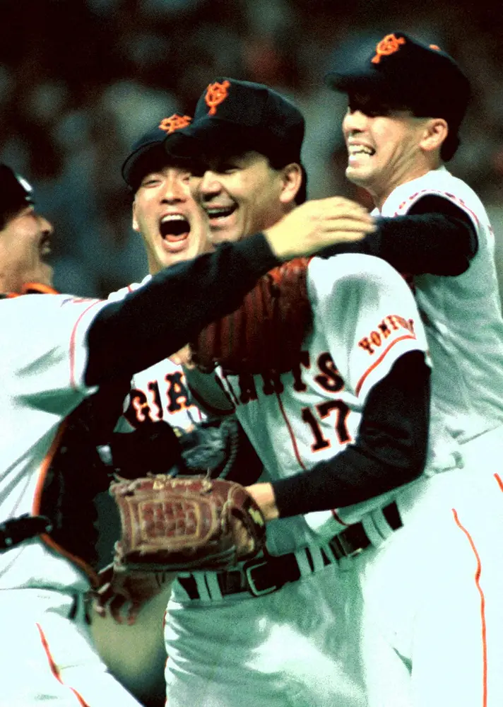 【画像・写真】1994年5月18日の広島戦で完全試合を達成した巨人・槙原
