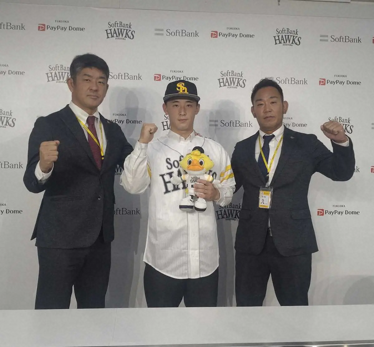【画像・写真】ソフトバンクがドラフト7位の藤田と仮契約　目標は甲斐「見て学んで、聞いて学んで頑張っていきたい」
