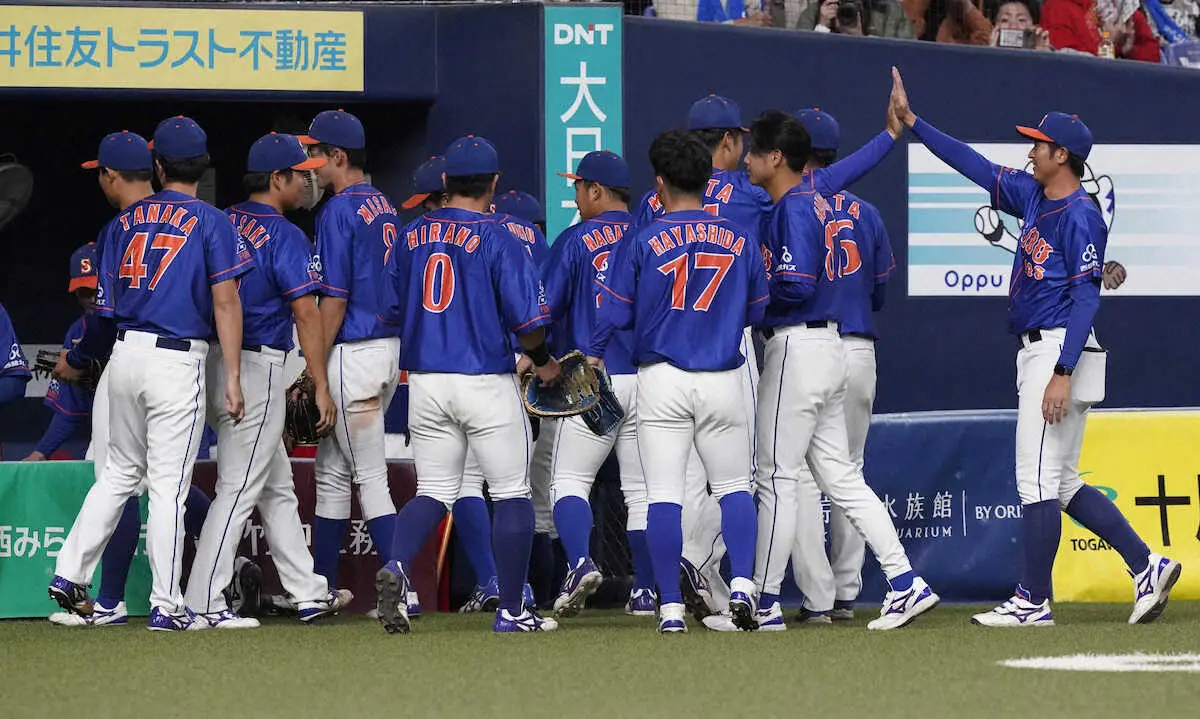 【画像・写真】西部ガスは2大会ぶりに初戦突破　野中は2打点「（同じ佐賀商出身の）監督のために打てた」