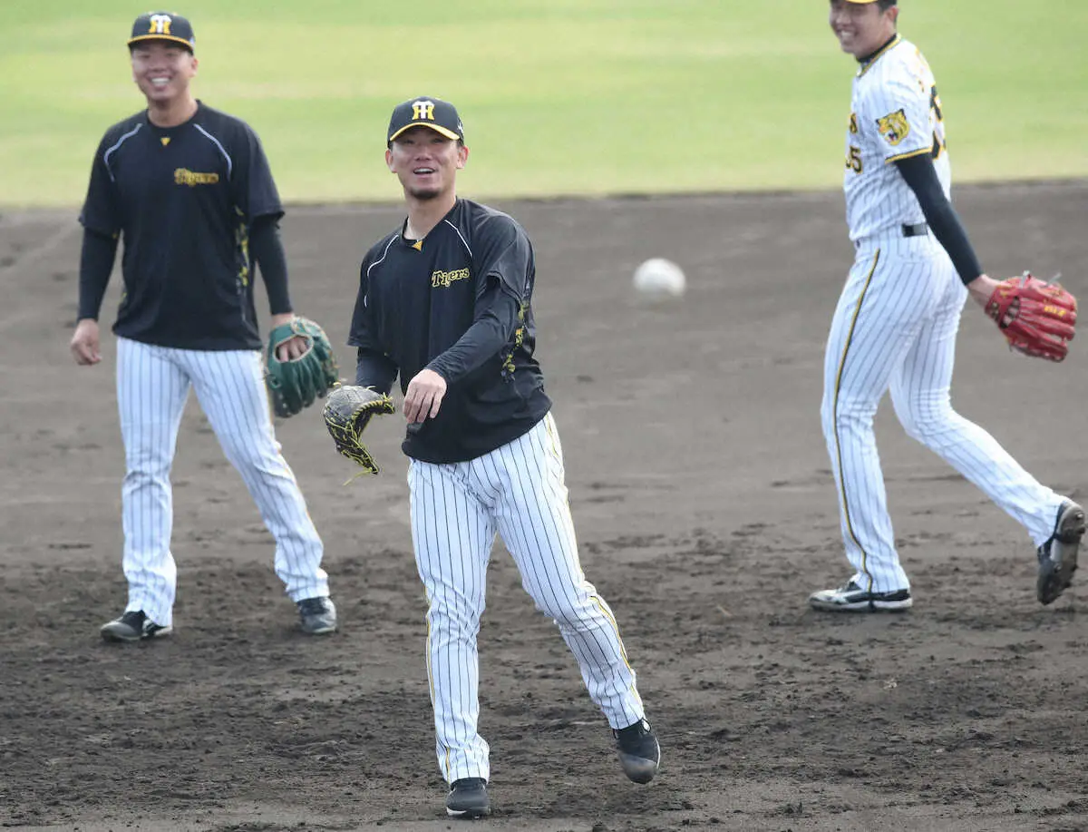【画像・写真】阪神・伊藤将　テレビ生出演でトリプル公約　開幕投手、最多勝に加えられた“珍目標”とは…