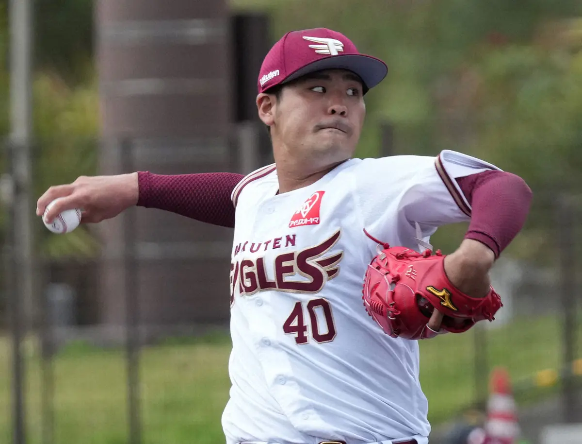 【画像・写真】楽天の3年目右腕・内間は50万円減の年俸700万円でサイン「不甲斐ないし不本意だった」