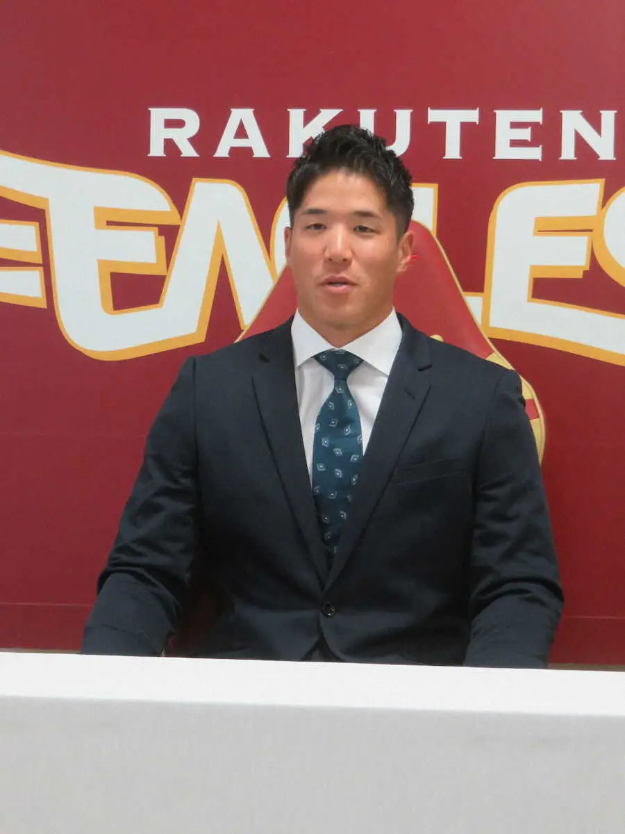 【画像・写真】楽天ドラ2右腕・小孫は初の契約更改で100万円ダウン「自分のパフォーマンス維持できなかった」