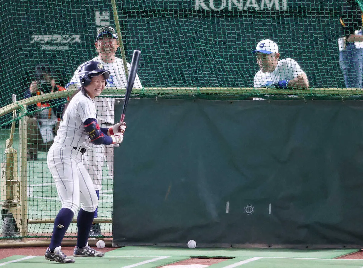 【画像・写真】高校野球女子選抜　4番谷川はイチロー氏から中前打に「めっちゃうれしかった」　フリー打撃飛び入り参加も