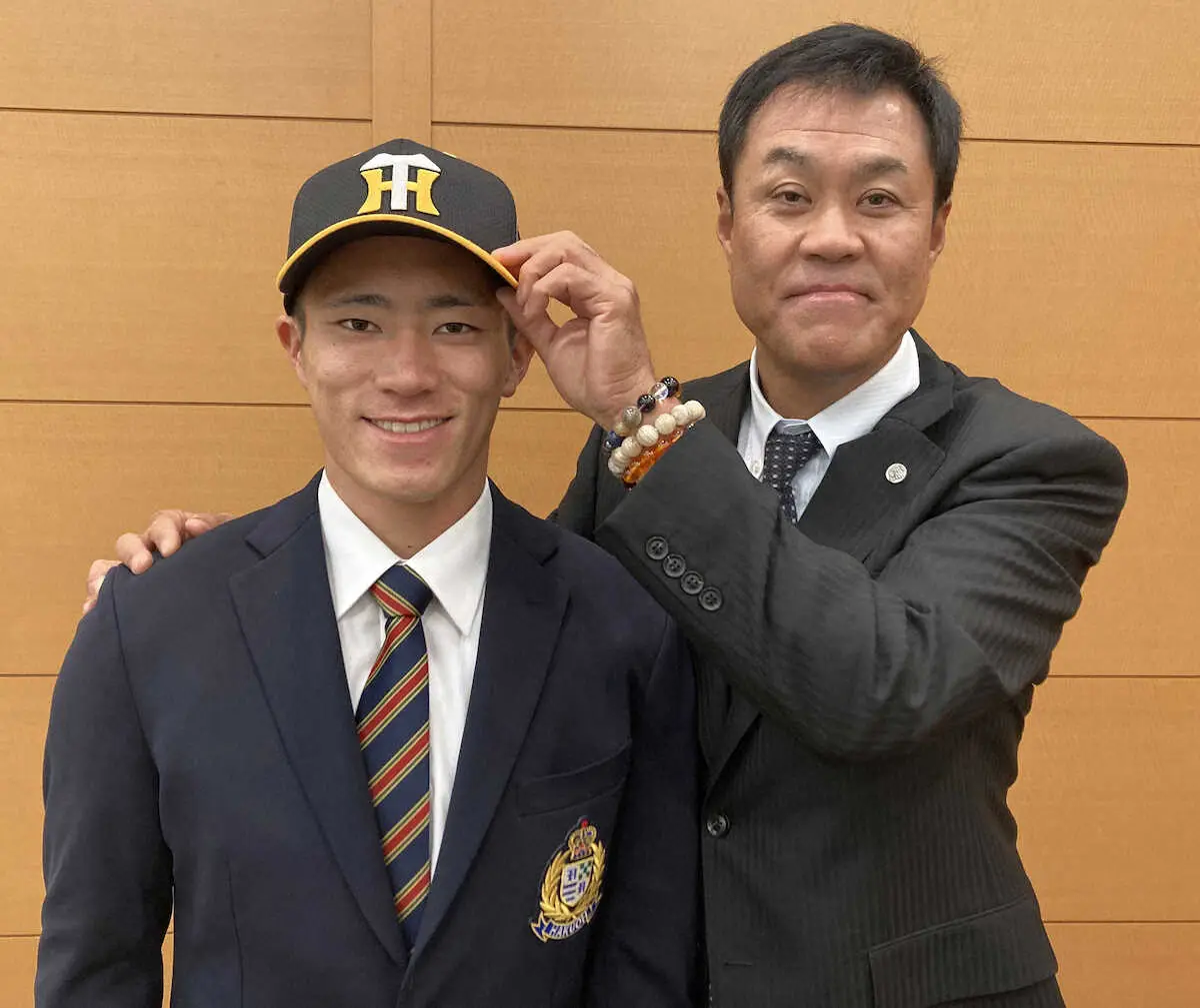 【画像・写真】阪神育成2位・福島圭音が仮契約　50メートル5秒8！育成出身“セ界初”盗塁王に、オレはなる