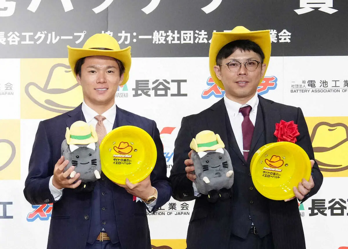【画像・写真】オリ・由伸　大谷翔平との夢対決を心待ち「僕自身も楽しみだし…」　“相棒”若月とバッテリー賞受賞