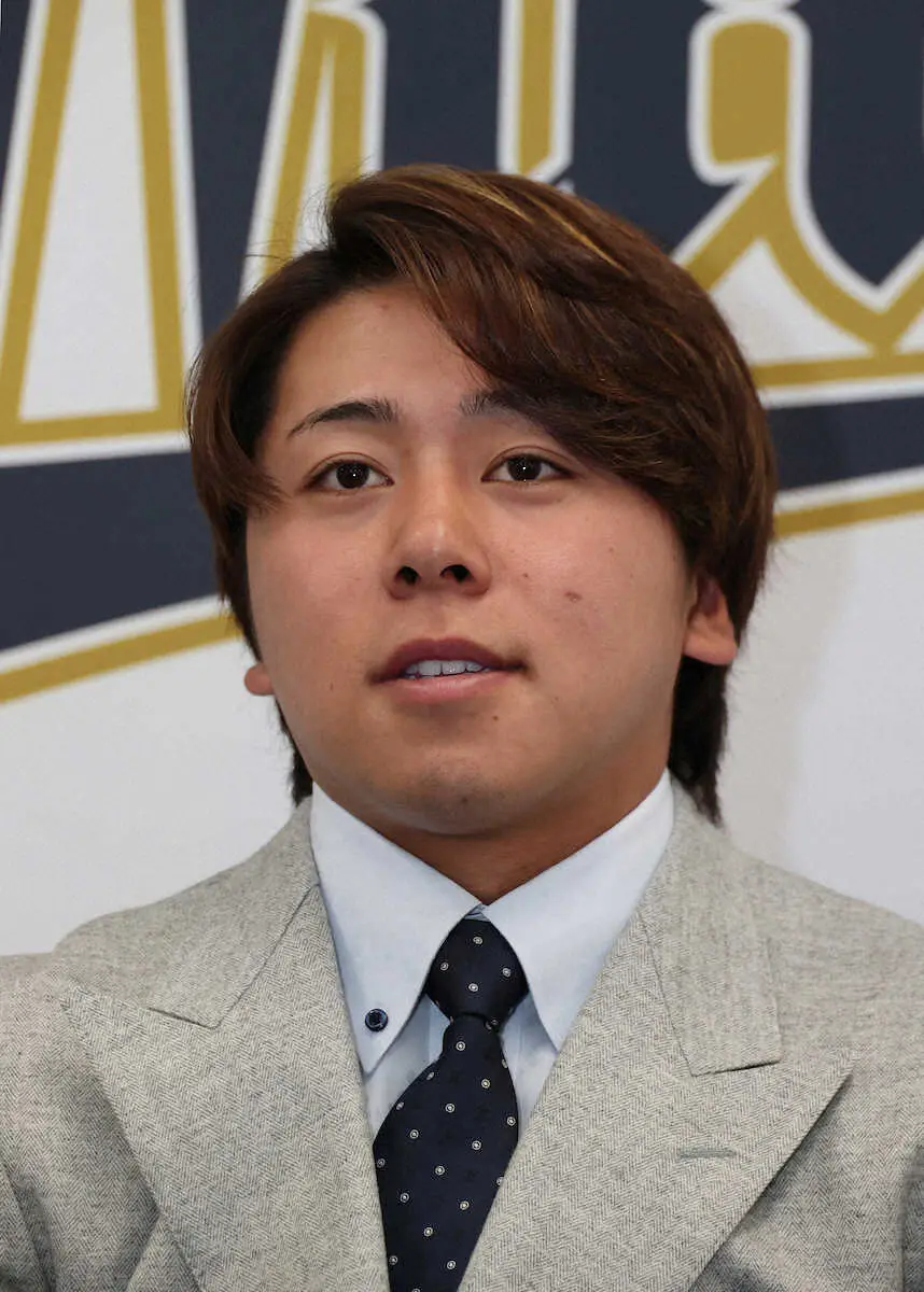 【画像・写真】オリックス・池田が250万円増で更改　FAで西川加入も「追い越すぐらいの気持ちで頑張る」