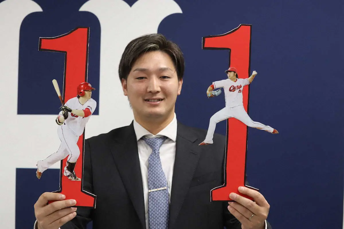 【画像・写真】広島・床田が倍増び推定年俸1億円でサイン　大台到達「プロに入って目標の一つだったのでうれしい」