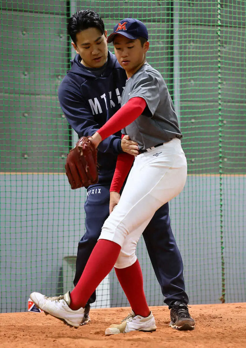 【画像・写真】楽天・田中将が第2回「マー君ラボ」開催、指導できる最高学年の中3投手6人を徹底指導