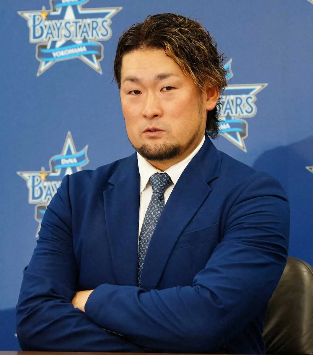 【画像・写真】DeNA・戸柱が4年契約「“戦力として期待している”と言ってもらい、また頑張ろうという気持ちに」