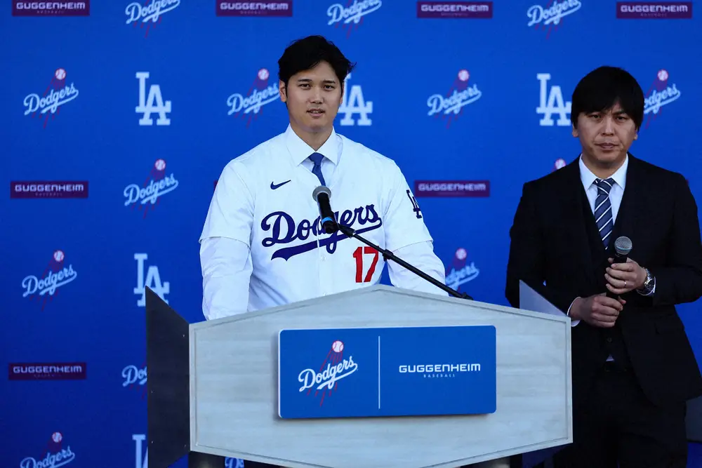 【画像・写真】大谷翔平とともにドジャース移籍の水原通訳にSNSで安堵の声「一平さんいる安心感」「日本人の誇り」
