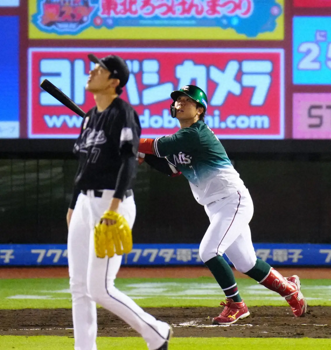 【画像・写真】楽天・鈴木大地　大幅ダウンで合意　今季は移籍後ワーストの打率・244に低迷