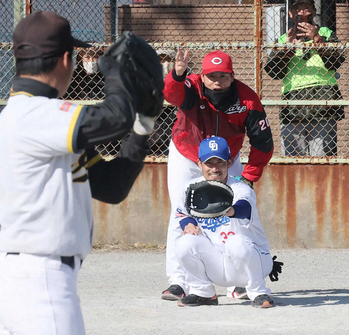 【画像・写真】広島・栗林「選ばれるために頑張りたい」来年12月「プレミア12」代表入り意欲