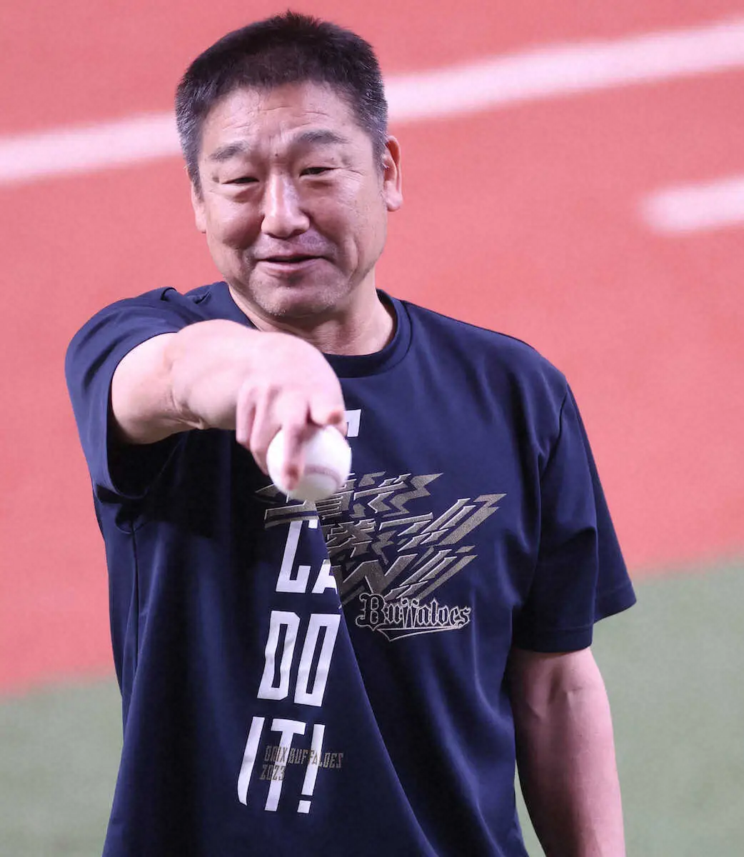 【画像・写真】オリ・中嶋監督　投手全員先発調整指示で由伸＆山崎福の穴、300イニング分カバーに期待