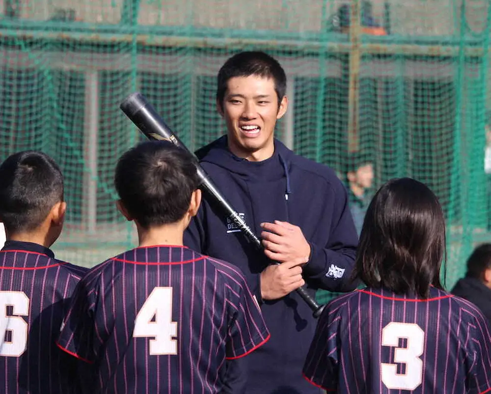 【画像・写真】広島・中村奨、初挑戦の護摩行で「自分を変えたい」来季背水の7年目　厳しさ覚悟「もう逃げたくない」