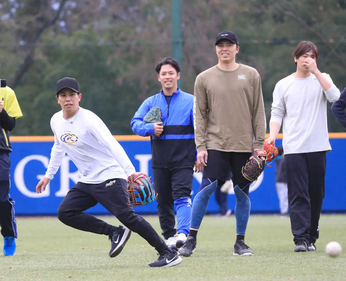 【画像・写真】巨人・門脇　今年の漢字は「響」　「人の心に響いたらなとか、響くようなプレーがしたい」