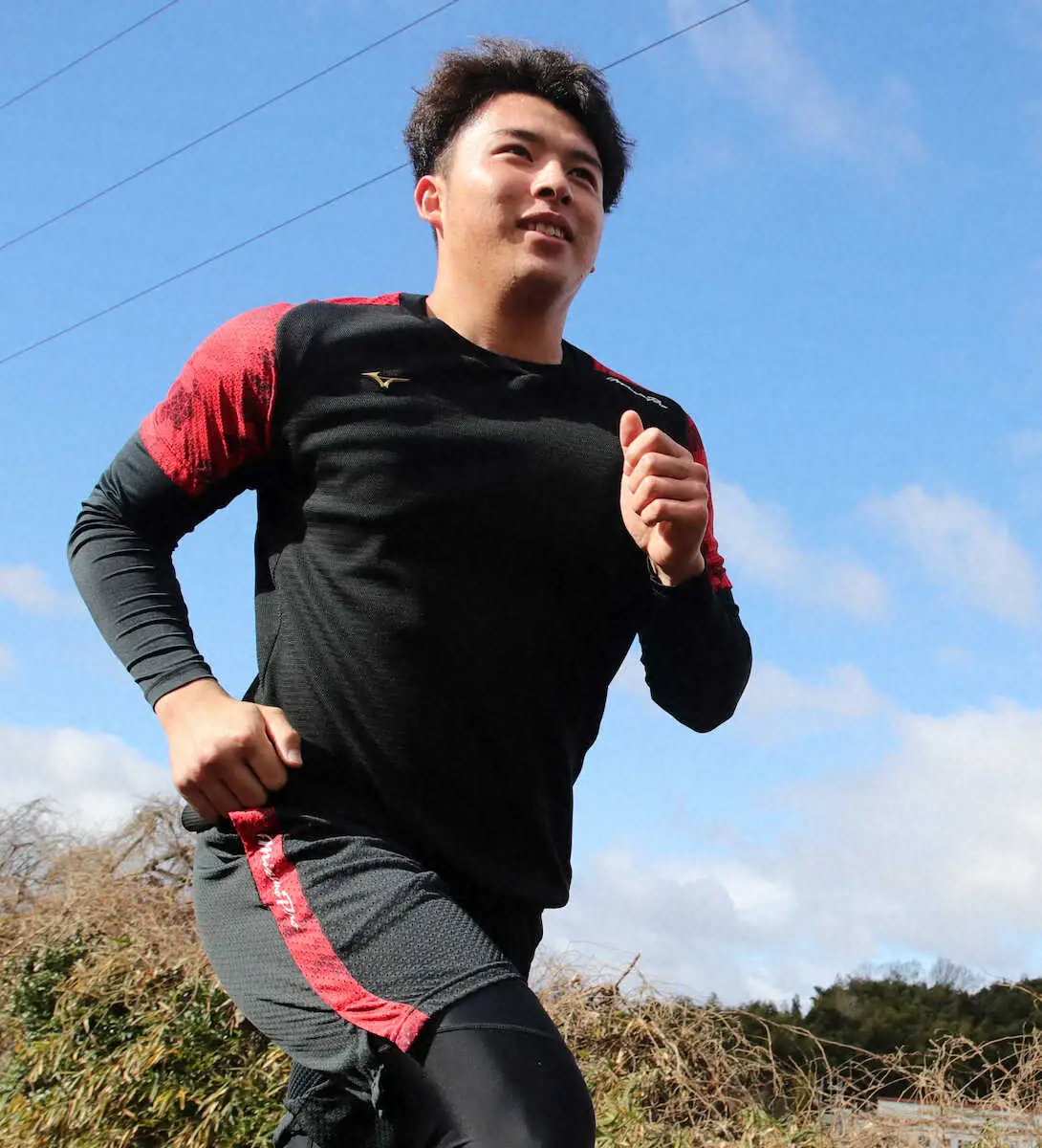 【画像・写真】阪神ドラ2・椎葉が古巣ミキハウスで自主トレ公開「今はもうやってやるぞ、という気持ち」