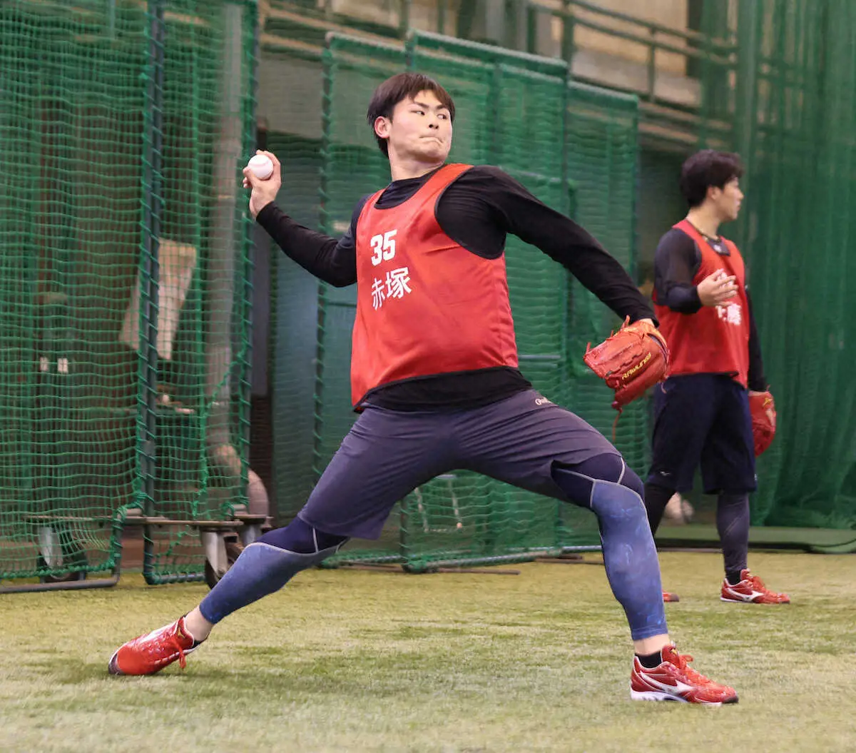 【画像・写真】広島・赤塚は160キロの夢を運ぶ男　下半身パワーはすでにコイ投屈指「脚の筋力なら負けないと思います」