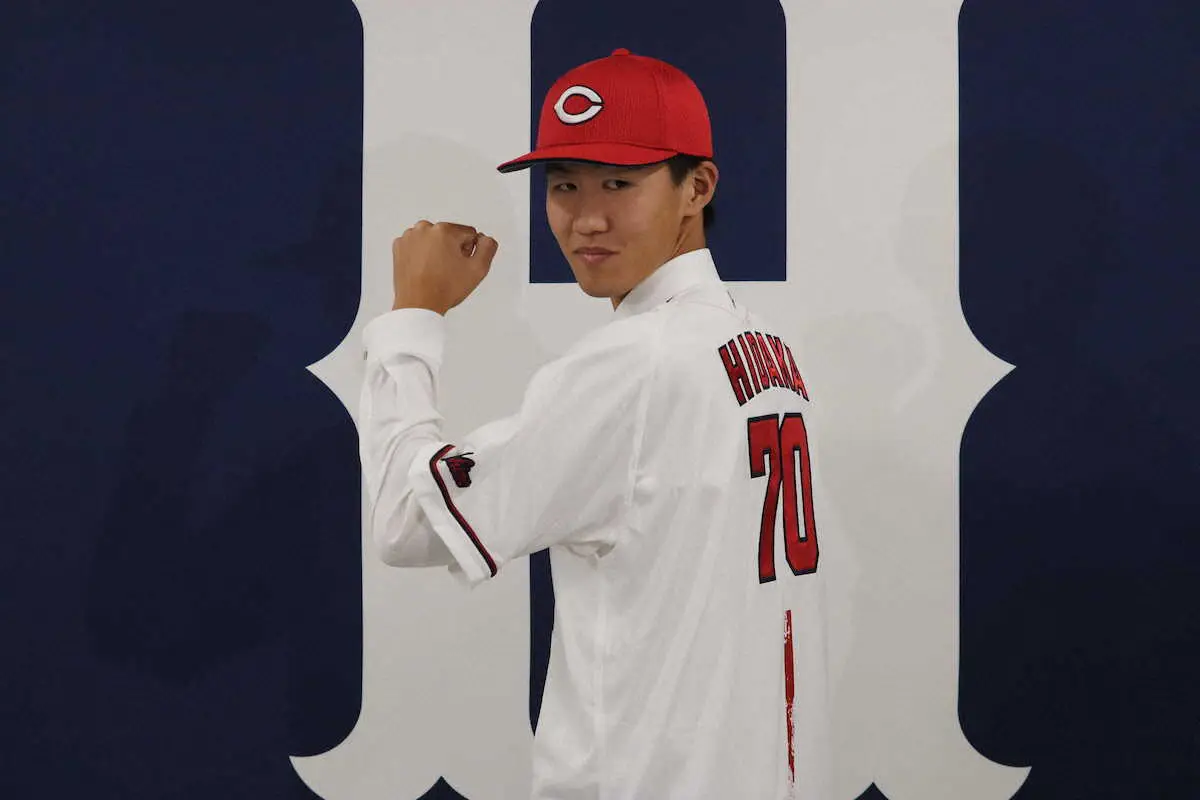 【画像・写真】人的補償で広島移籍の日高が入団会見「1軍に行くことが条件」背番号は70に決定