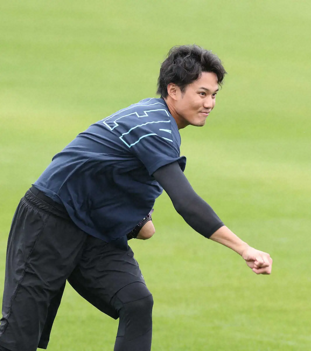 【画像・写真】オリオールズFAの藤浪　鳴尾浜球場を訪問し自主トレ