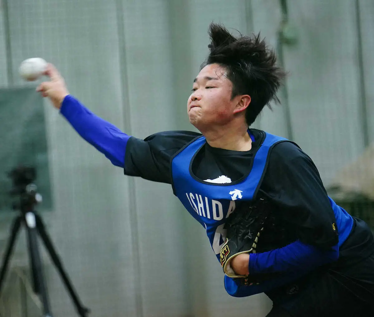 【画像・写真】DeNA・ドラ5位の石田裕　「摂津シンカー」披露「自分の色を出せれば」