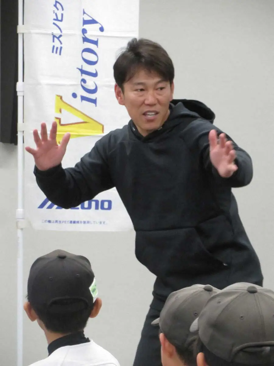 【画像・写真】侍ジャパン井端監督　オリックス・紅林を「見てみたい」