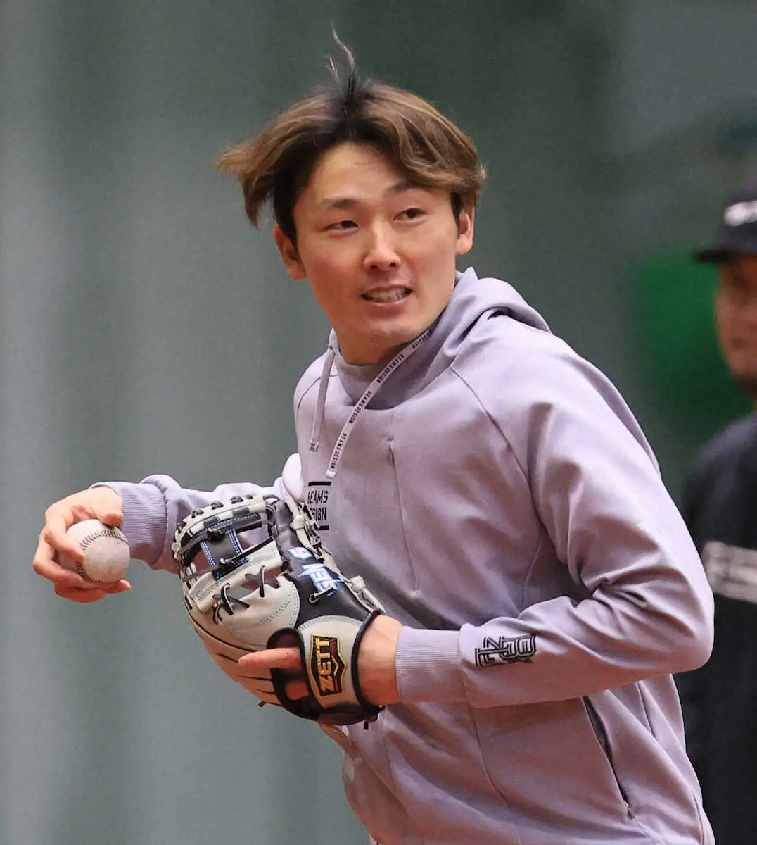 【画像・写真】西武・源田壮亮「開幕からチームの力になりたい」　自主トレ公開