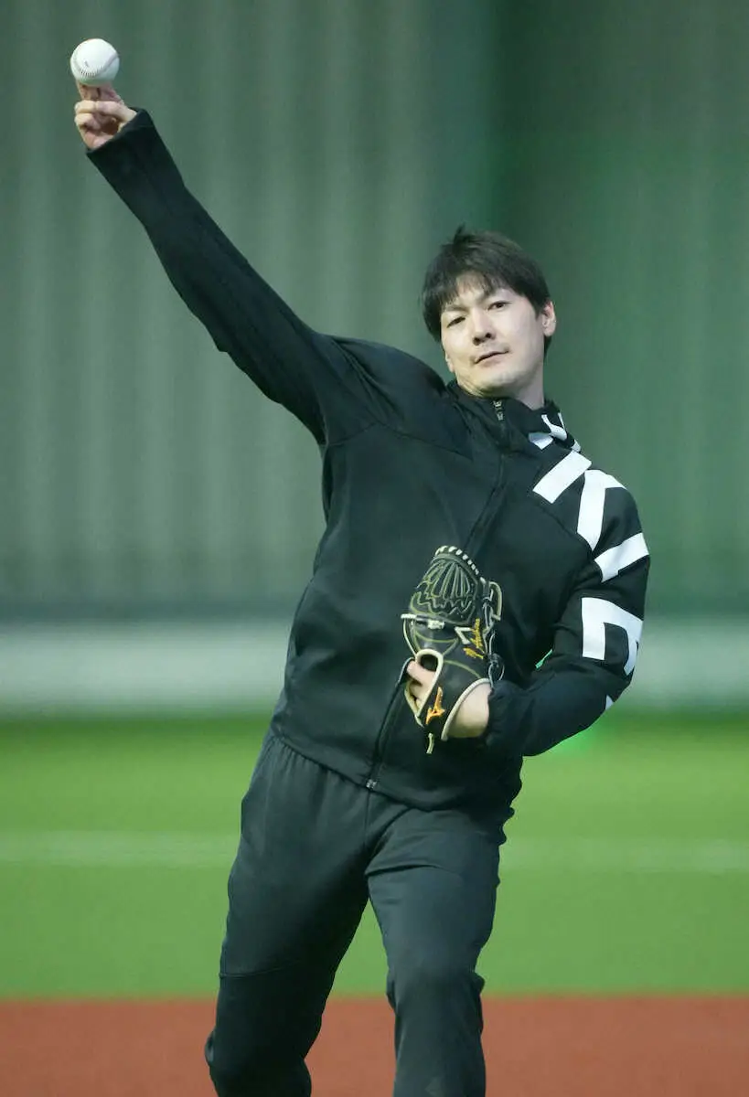 【画像・写真】ソフトバンク有原が自主トレ公開「かなりいい具合に来ている」　3度目大役は「アピールするしかない」