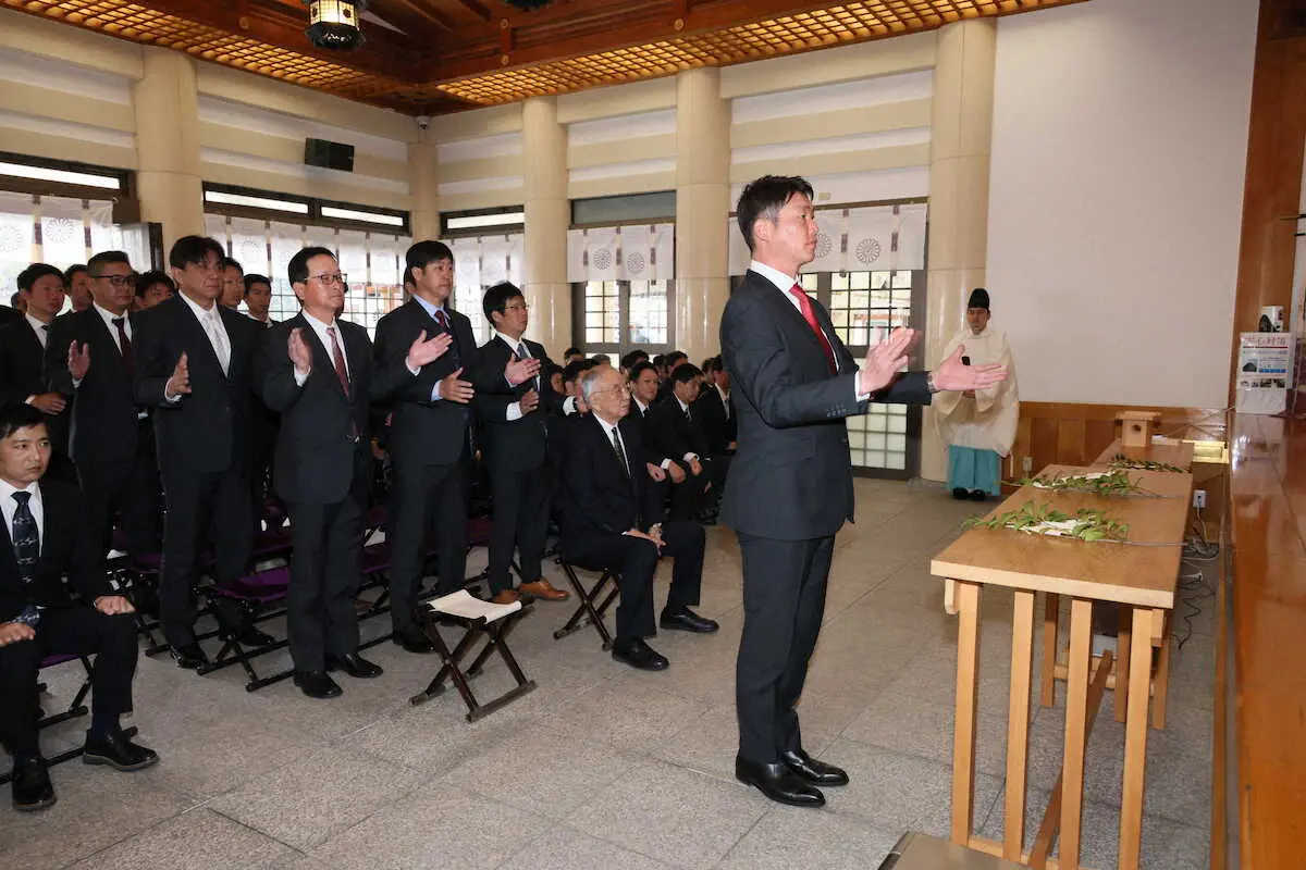 【画像・写真】広島の新人3投手に春季キャンプ1軍切符　新井監督「今から鼻息を荒くしている」若手のアピール期待