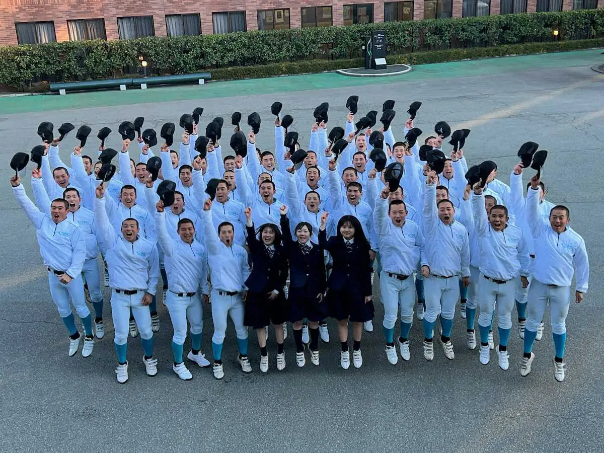 【画像・写真】【センバツ】山梨学院「低反発バット」導入へ手首＆握力強化　吉田監督「連覇めちゃくちゃしたい」