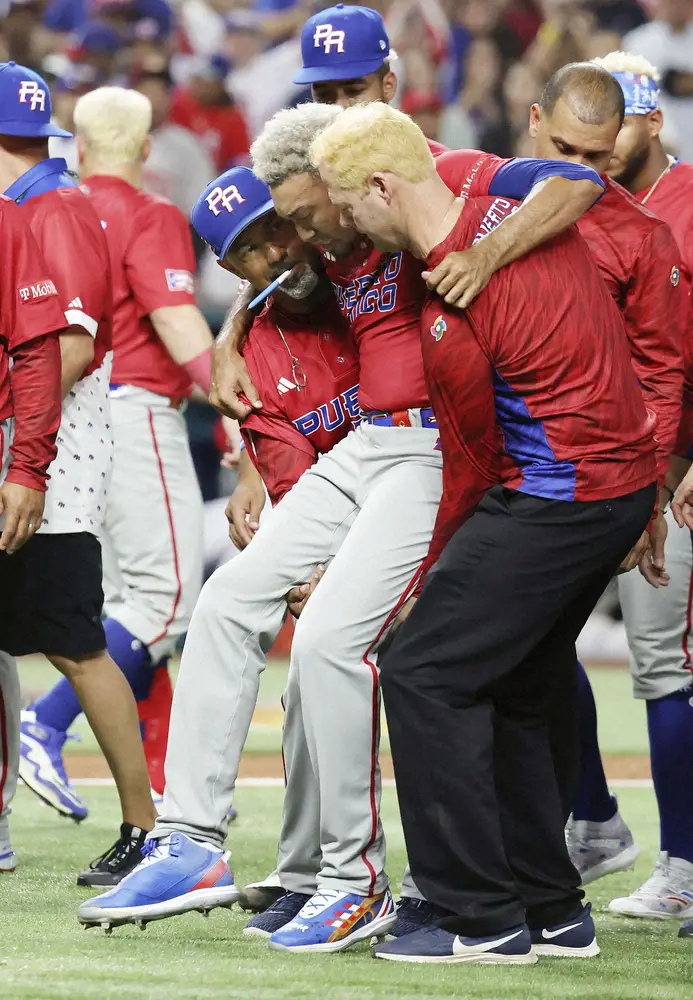 【画像・写真】WBCで歓喜し右膝負傷→手術で昨季全休のディアス　投球練習動画をMLB公式が紹介「完全復活に期待」