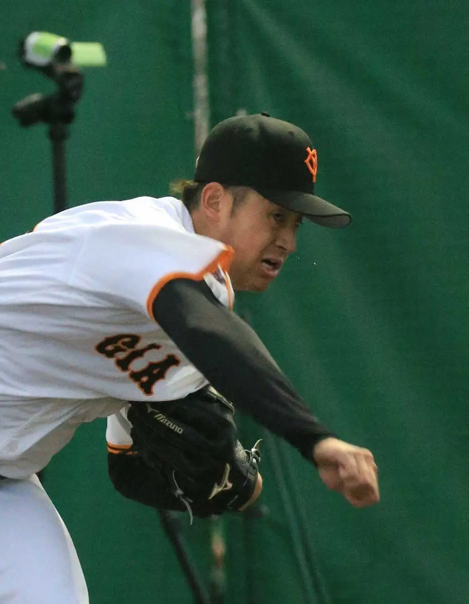 【画像・写真】巨人の最速157キロ右腕・堀田賢慎が初ブルペン　2日目に入った狙いとは…　