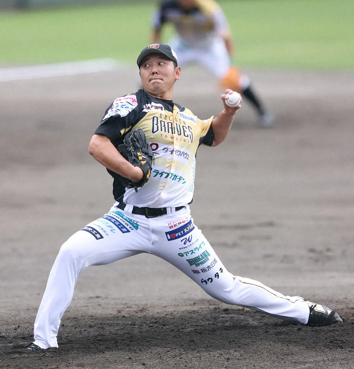 【画像・写真】独立リーグのBC栃木　成瀬善久兼任コーチ、吉川光夫兼任コーチらが今季も続投と発表