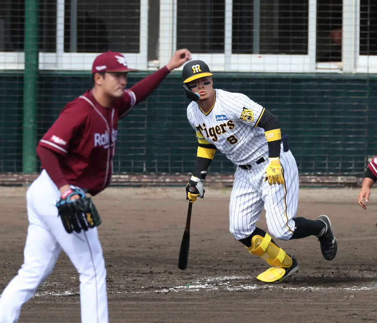 【画像・写真】阪神・佐藤輝、絶好調！4回に先制タイムリーで実戦5打数5安打