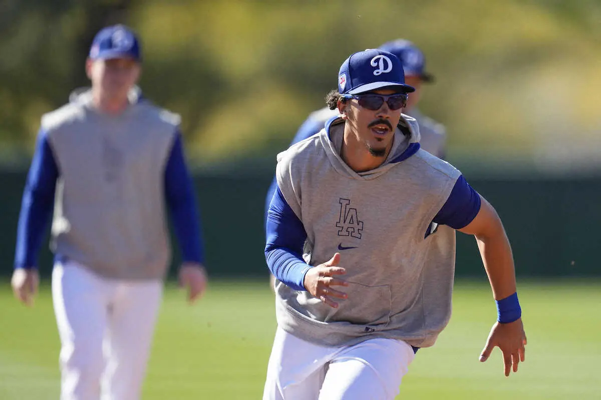 【画像・写真】キューバ五輪連覇の英雄ラザロ・バルガスの息子ミゲル　ドジャースでレギュラーの座を奪い返せるか？