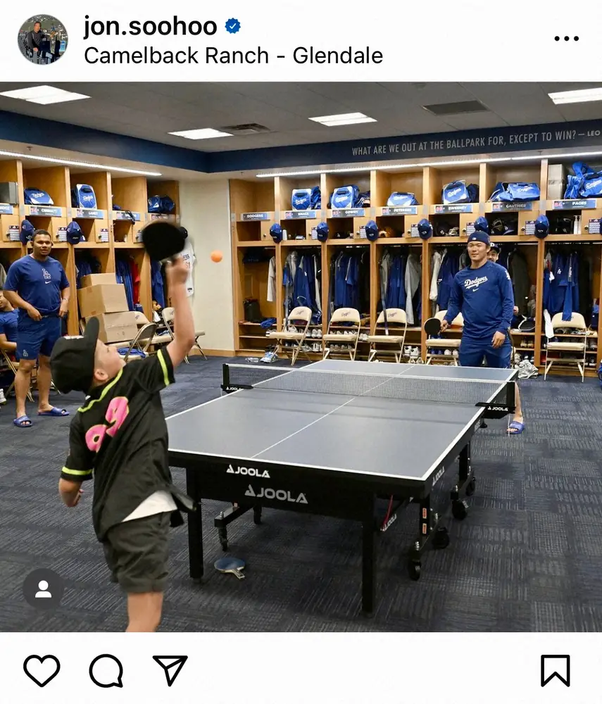 【画像・写真】勝ったのはどっち？山本由伸が大谷に「17」譲ったケリー夫妻の子どもと卓球「動画が必要」