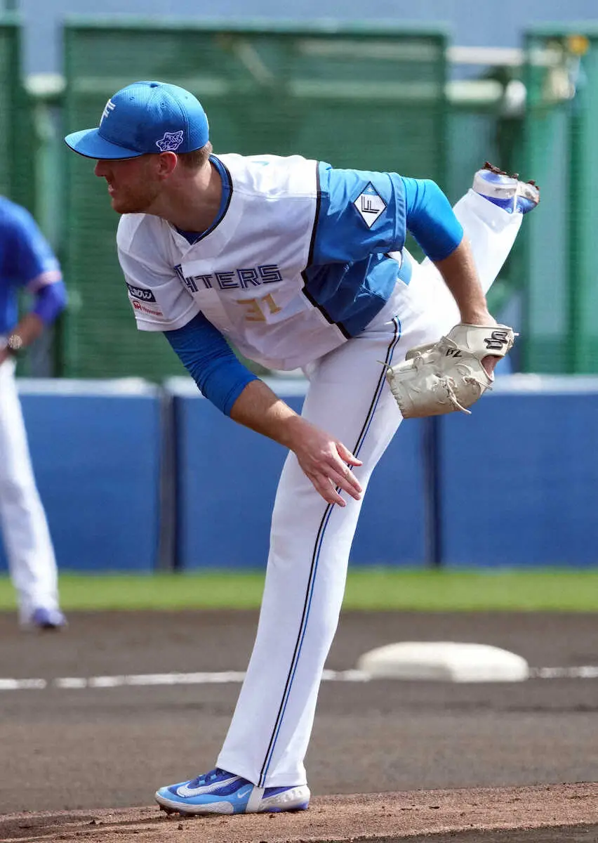 【画像・写真】日本ハムの新外国人・マーフィー先発争い台風の目！最速154キロ、3者連続含む4Kで2回完全