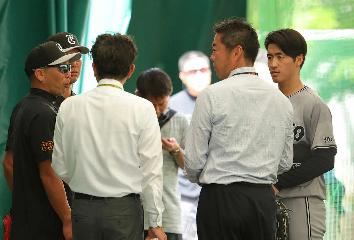 【画像・写真】巨人・西舘“上原フォーク”吸収　偉大な先輩から新発見　手首のスナップでスプリット系イメージ