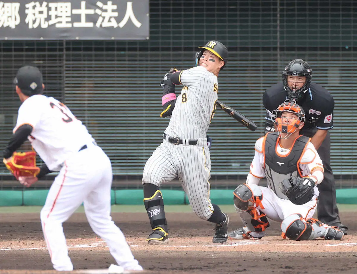 【画像・写真】阪神・佐藤輝　ド派手OP戦開幕弾「しっかり角度がついて、良い当たり」　実戦全6試合で快音